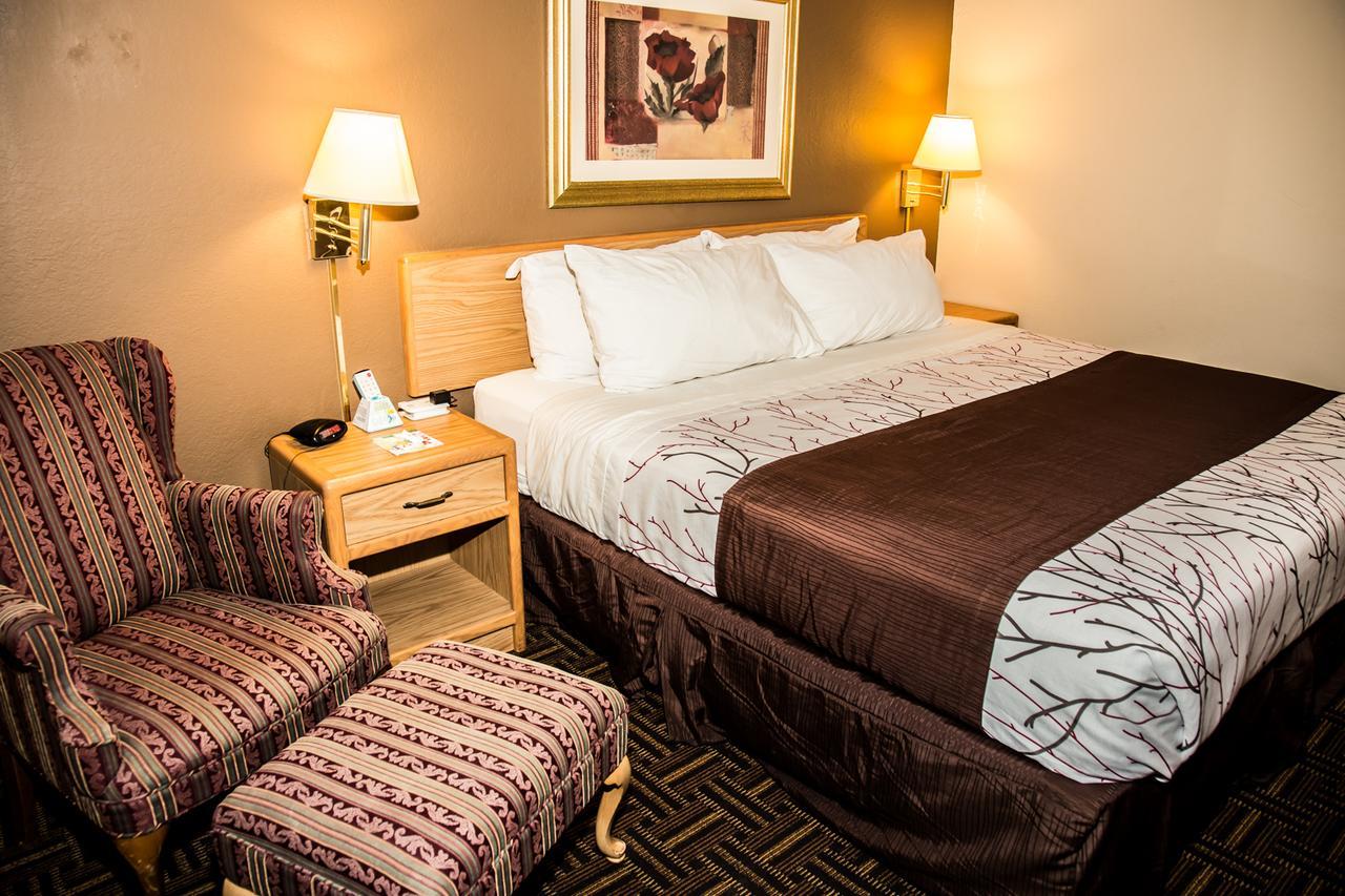 Americas Best Value Inn & Suites Detroit Lakes Eksteriør billede