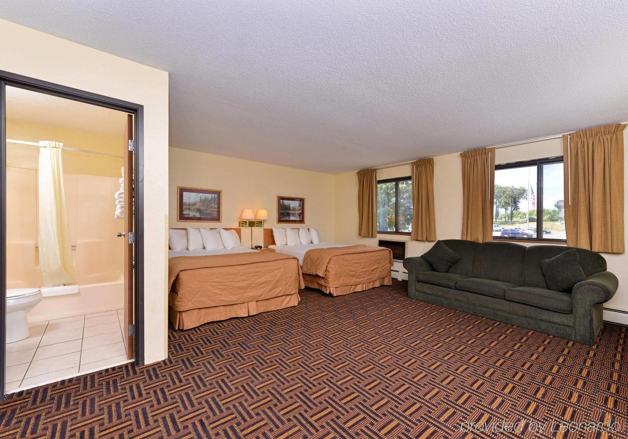 Americas Best Value Inn & Suites Detroit Lakes Eksteriør billede